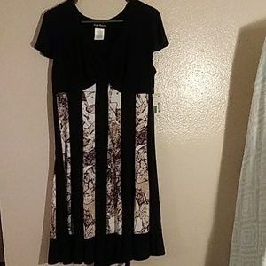 NWT Dress with cap sleeves brown black tan cream
